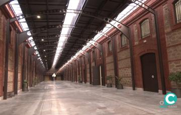 Acceso a las instalaciones de los antiguos depósitos de tabacalera ya reformado. 