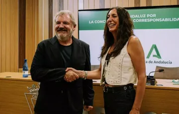 El presidente de la entidad amarilla y la consejera de Inclusión Social, Juventud, Familias e Igualdad 