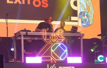 Los40 vuelve a bajar un verano más a Cádiz con su gira ‘Los40 Summer Live 2025’.