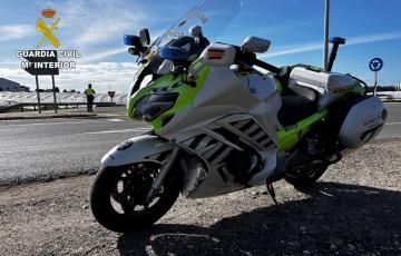 Imagen de archivo de una motocicleta de la Guardia Civil de Tráfico