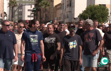 Marcha de trabajadores por la avenida principal de la capital gaditana durante la pasada semana