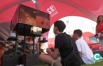 La cita ha congregado gran expectación en el espacio de la plaza de San Antonio