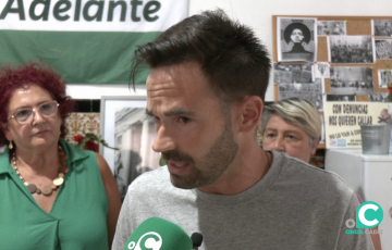 El portavoz municipal de Adelante Izquierda Gaditana durante una intervención el pasado lunes