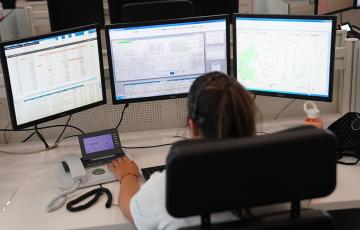 Imagen de archivo de gestora de atención de llamadas del 112.