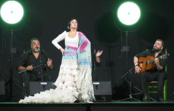 La Peña La Perla celebra la final internacional de Baile por Alegrías
