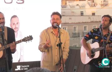 Los caños durante la presentación del concierto en Cajasol 