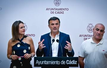 El regidor gaditano este viernes en la rueda de prensa de la Junta de Gobierno Local