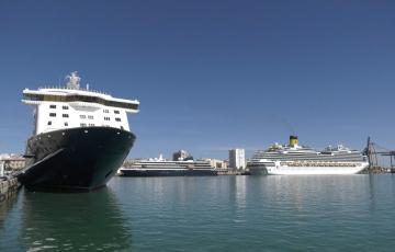 Este sábado ya está previsto el atraque de dos cruceros en Cádiz