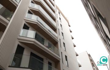 Inmueble residencial Las Cortes, donde se ha producido esta mañana el incendio. 