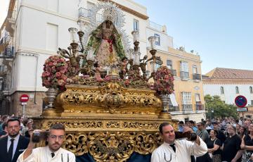 La Virgen del Amor Hermoso a su paso por Santo Domingo
