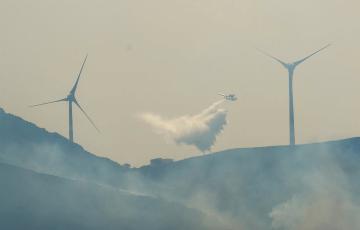 Los medios aéreos actúan en la zona afectada