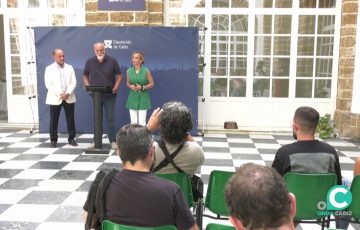 Un momento de la rueda de prensa de este viernes en el palacio provincial