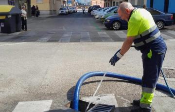 Esta campaña se está llevado a cabo con una especial incidencia en calles tanto del casco antiguo  como de extramuros.
