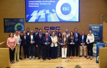 Los premiados tras el acto