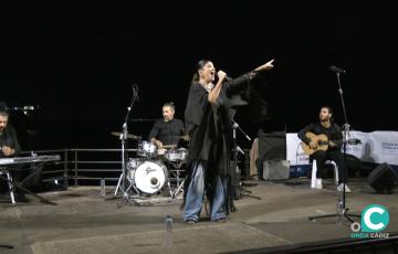 Imagen del espectáculo de la cantaora gaditana Anabel Rivera en la Race Village. 