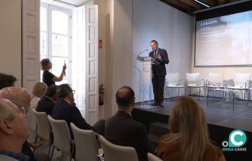 Antonio Sanz inaugura el foro 'Democracia: libertad y medios de comunicación'.