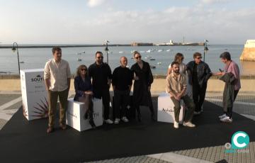 Actores y actrices posando en uno de los photocalls de la pasada edición de South.