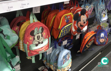 Artículos de material escolar en una tienda de la capital gaditana