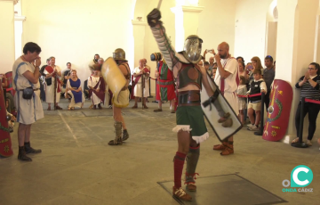 Recreación de batalla de gladiadores una de las más seguidas durante las jornadas