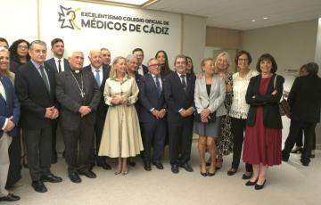 Foto de familia del acto celebrado este viernes.