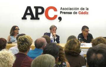 El periodismo, el crimen y la inteligencia artificial son protagonistas en la APC.