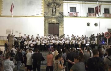 La Asociación Musical Banda de Cornetas y Tambores Santa Bárbara