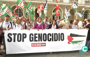 Momento de la concentración de este miércoles en la plaza de San Juan de Dios