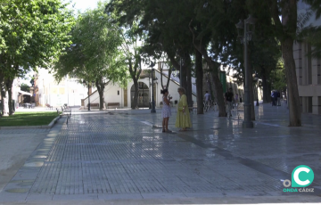 La Plaza de España, uno de los espacios urbanos peatonalizados de la capital gaditana
