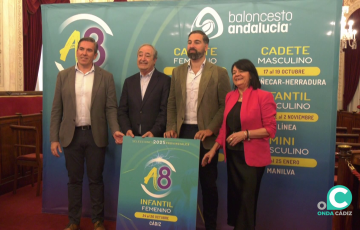 Momento de la presentación del cartel de la cita regional este martes en el Ayuntamiento