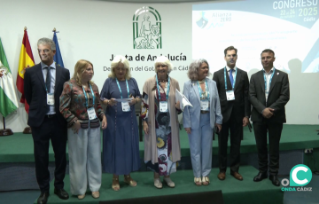 Autoridades y representantes de la Fundación Valenciaport presentes en la cita