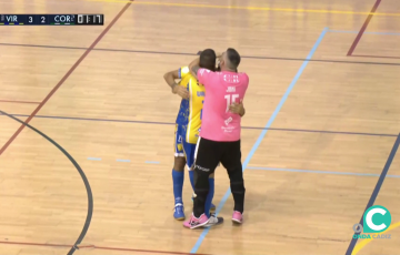 Los jugadores gaditanos quieren seguir dando momentos de alegria ante sus aficionados