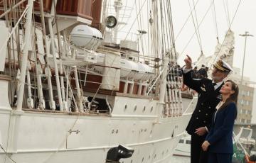 Los Reyes en Cádiz con motivo de la salida del Juan Sebastián Elcano