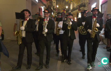 Inicio del pasacalles por el centro histórico de la ciudad