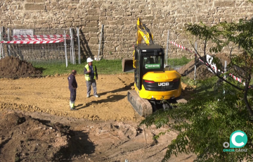 Maquinaria en la zona patrimonial este viernes.