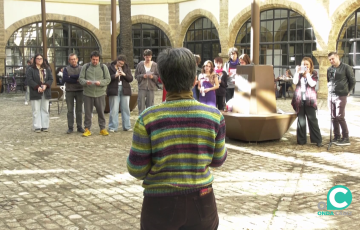 El acto se celebró en el patio Juan López de la Facultad de Filosofía y Letras