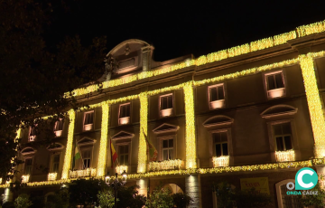 110.000 luces leds resaltarán la ornamentación del edificio durante las fiestas