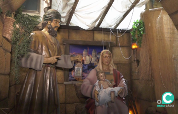 Detalle de las figuras instaladas en el espacio municipal