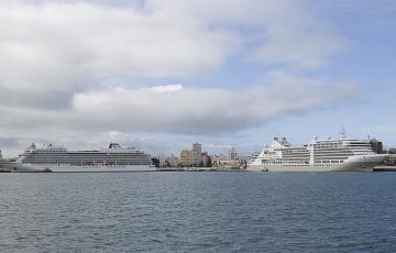 El puente de diciembre trae al puerto de Cádiz a más de 4.700 turistas en cuatro cruceros