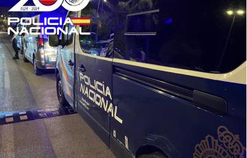 Agentes de la Policía Nacional han detenido a un varón de 62 años de edad.