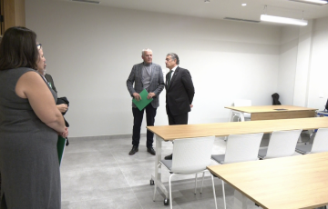 Un momento de la visira a las nuevas dependencias de la sede del sindicato en la capital gaditana