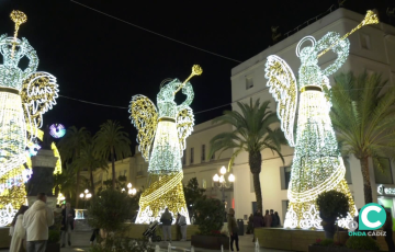 Iluminación en la plaza de San Juan de Dios