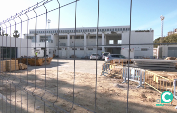 Imagen de las obras de las instalaciones del complejo deportivo Puntales La Paz este lunes 12 de enero. 