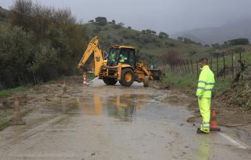 Imagen de una carretera afectada por las reciente lluvias en la provincia 