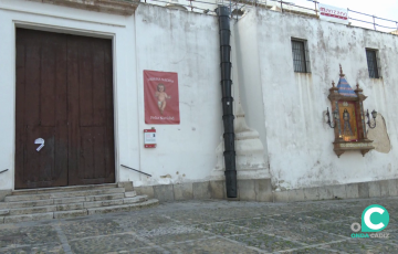 Fachada actual del templo en la capital gaditana con el acceso clausurado