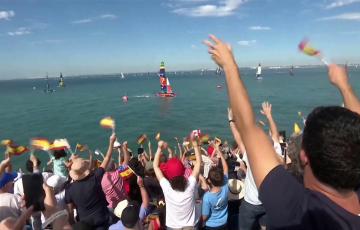 Aficionados animan al equipo español en la última edición celebrada en la capital gaditana