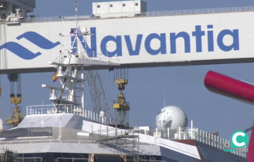 Navio en una de las factorías de la Bahía de Cádiz