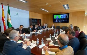 El delegado de Empleo, Daniel Sánchez, en la Comisión del CARL.