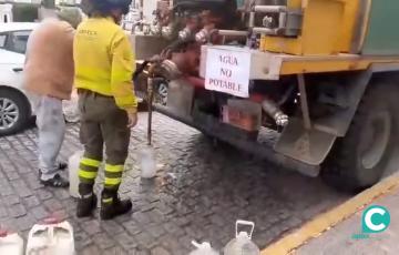 Efectivos de Infoca trabajan en varios municipios afectados por el temporal. 