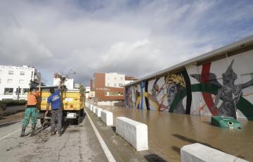 Vecinos de San Martín del Tesorillo desalojados por las lluvias regresan a sus casas