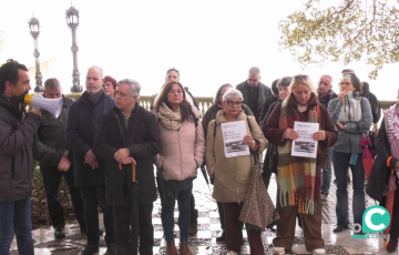 Ediles socialistas durante la útima concentración en los jaridnes de la Alameda